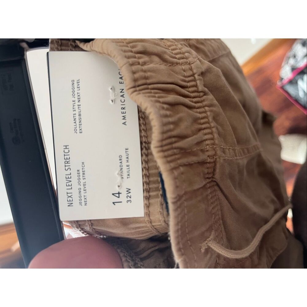 American Eagle Next Level Stretch High Rise Jegging Jogger Khaki Tan Size 14 NWT - Picture 5 of 8